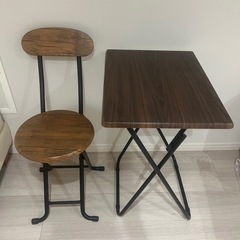 テーブル＆椅子　セットの画像
