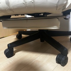 ゲーミングチェアの画像