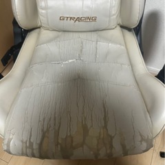 ゲーミングチェアの画像