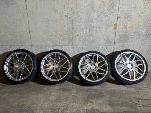 メルセデスベンツ PCD112 5穴245/35 21 285/35 21