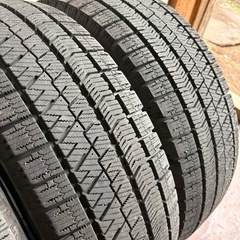 215/65/16冬VRX2の画像