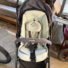 コンビ ベビーカー スゴカルSwitch エッグショック XL 4キャスの画像