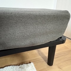 ニトリ シングルベット 
ポケットコイルマットとフレームセットの画像