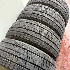 225/45/17冬VRX2の画像