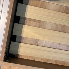 セミダブル／ベッドフレーム／ライト付きの画像