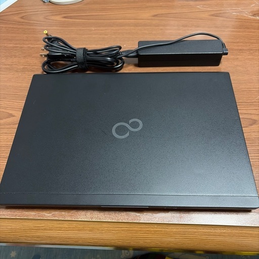 富士通U9310 10世代　超軽量ノートパソコン③