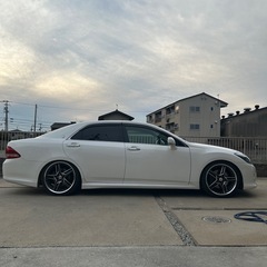 200系クラウンハイブリッド前期　返事途中で返ってこないとブロックしてます！の画像