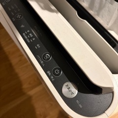 シャープ　空気清浄加湿器　KC-J50の画像