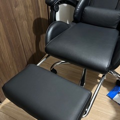 取引中　ゲーミングチェアの画像