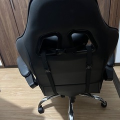 取引中　ゲーミングチェアの画像