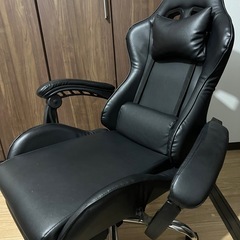 取引中　ゲーミングチェアの画像