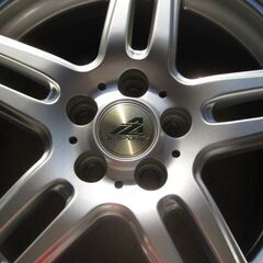 スタッドレスタイヤ　4本　205/60 R16の画像