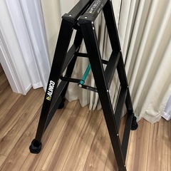 【屋内のみ使用の美品】アルインコ 脚立 4尺の画像