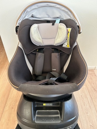 コンビ　クルムーヴスマート　ISOFIX
