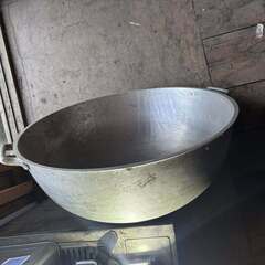 業務用特大アルミ鍋の画像