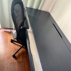 テーブル, 椅子の画像