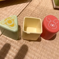 はじめて英語　くまのプーさん　絵本でおしゃべり！ゆびさきに行くいっぱいできたの画像