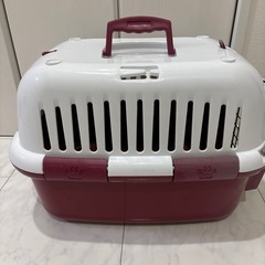 【中古品】ペット用　キャリー　赤　の画像