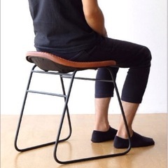 　【受付開始】【価格交渉OK】スツール　椅子　 二脚あり の画像