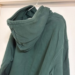 adidas ダークグリーン パーカーの画像