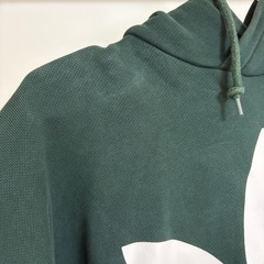 adidas ダークグリーン パーカーの画像