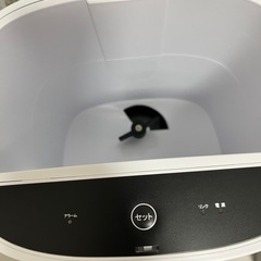 カメラ付き自動給餌器の画像