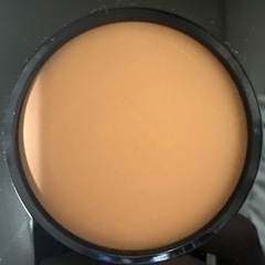 シャネル CHANEL コンパクトミラー ダブルCロゴ ベージュ系の画像