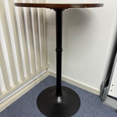 ハイテーブルの画像