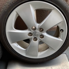 30プリウスツーリングホイールとタイヤセットの画像