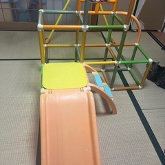 アンパンマンジャングルジムの画像