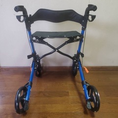 【ほぼ未使用✨】シルバーカーの画像