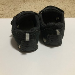 【14.0】スニーカー 黒　の画像