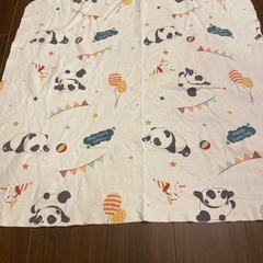 パンダ柄　肌掛け　膝掛けの画像