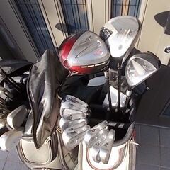 ゴルフクラブ　２セット　ブリヂストンの画像