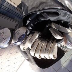 ゴルフクラブ　２セット　ブリヂストンの画像