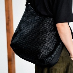 COW LEATHER MESH BAGの画像
