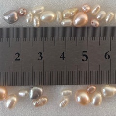 淡水パール　色々30粒　マルチカラー　趣味　手芸　ハンドメイド素材の画像