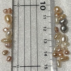 淡水パール30粒　アソート　淡水パール色々まとめ売り　30粒　手芸　ハンドメイド　作品作り
の画像