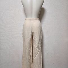 Harrods ハロッズ パンツ ボトムス クリーム色 美ライン スラックスの画像