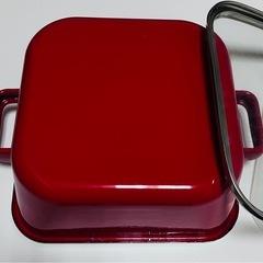 【新品】赤いホーロー鍋の画像