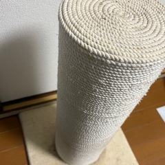 猫用　爪とぎポールの画像