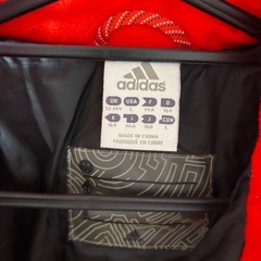 adidas 中綿ダウン 160cmの画像