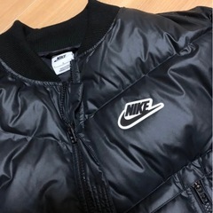 美品　ナイキ　ボンバージャケットの画像