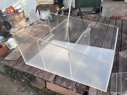 レア  アクリル水槽 900mm×600mm×300〜450mm3部屋
