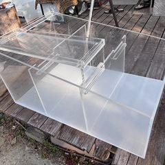 レア  アクリル水槽 900mm×600mm×300〜450mm3部屋の画像