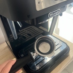 【超美品】DeLonghi エスプレッソマシン EC260.BK ブラックの画像