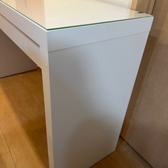 IKEA ドレッサーテーブル マルムの画像