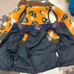 【子供服】リバーシブルベスト他　2着　サイズ95の画像