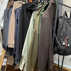 ハンガーラックの画像