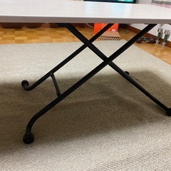 ■お譲り先決まりました■ ニトリ 昇降テーブル ホワイト 木目の画像